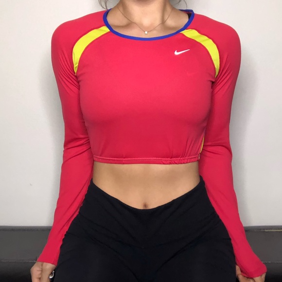 Nike Tops - NIKE Crop Top